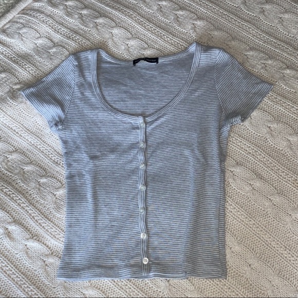 Brandy Zelly Top - Picture 2 of 2